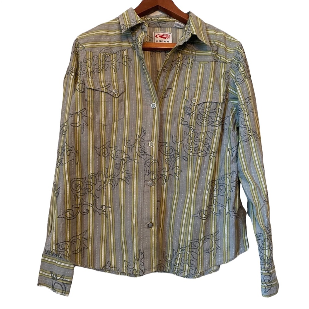 Vintage Roper Women’s Striped and Embroidered Long Sleeve Snap Top